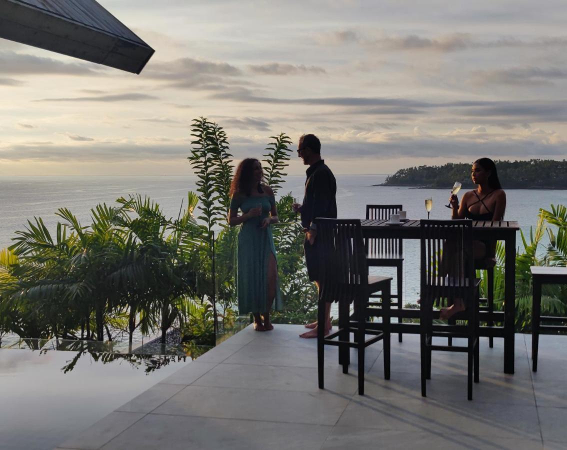 Surin Beach Oceanfront Villa With Ocean And Beach Views Kültér fotó