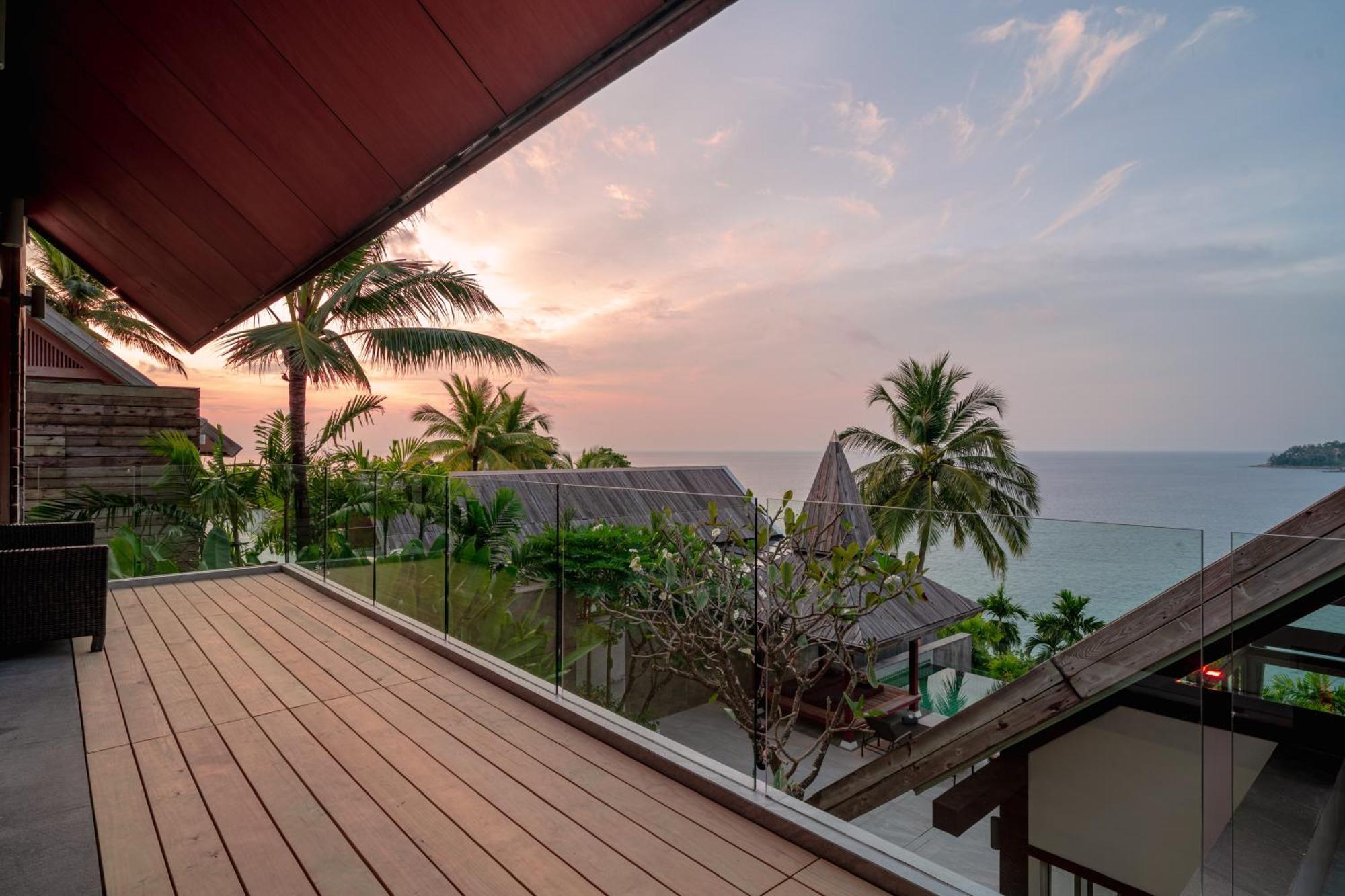 Surin Beach Oceanfront Villa With Ocean And Beach Views Kültér fotó